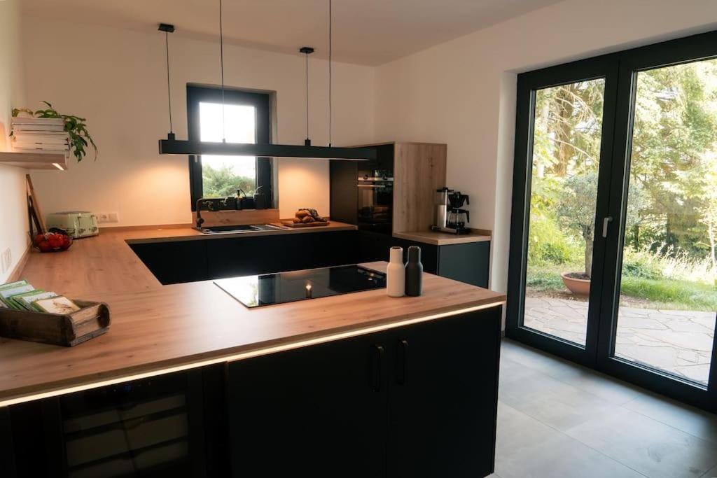 Eifel21 - Stilvolles Haus In Der Vulkaneifel Bleckhausen Ngoại thất bức ảnh